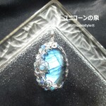 ラブラドライトペンダント（ワイヤージュエリー☆ワイヤーアクセサリー☆ワイヤーラッピング天然石ネックレス）