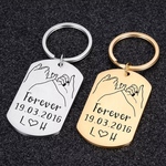 メモリアルキーホルダー〈Forever〉小指に誓いを立てて… 大切な記念日のこしませんか？　結婚記念日　お付き合いの記念日　出産記念日　友達記念日　お揃いやプレゼントにもぴったりです