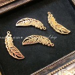 mini hollow feathers charm(4個入)【4892】