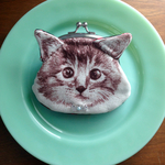 ねこのがまくち小銭入れ　冬の生地チェックＢ
