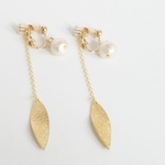 stardust leaf earring