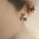 小花イヤーカフ、ピアス、イヤリング