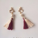 《再販》秋冬♡タッセルとコットンパールのイヤリング＊＊ivory&bordeaux mix