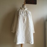 ウォッシャブル加工リネンOWで作ったギャザーフリルチュニック