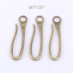 M7137  6個  ベルトキーホルダーフック 16.6×65mm 真鍮古美  3×【2ヶ】
