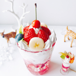 真っ赤な苺のグラスパフェ　strawberry オブジェ   フェイクスイーツ