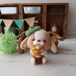 【パン好きさんの会】わんころメープルトースト（緑ベレー）