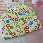 送料無料♪春色お花とインコ柄のマスクケース 