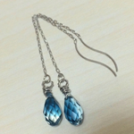 スワロフスキーピアス