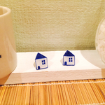お家のモチーフピアス  ブルー