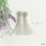 【再販】ビーズ ロングタッセルの華やかなイヤリング(light silver)