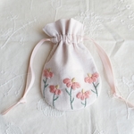 フリル刺繍巾着　pink Sサイズ