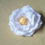 くちなしの花のコサージュ