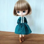 125.※ブライスアウトフィット※緑色のワンピース 