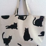 黒猫柄　大きめトートバッグ　生成り