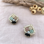 ビーズ刺繍＊四角しかくチェコビーズピアス