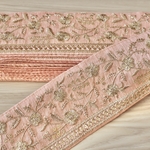 インド刺繍リボンᢂ ゴールドフラワーリボンピンク　インド刺繍/インドリボン/刺繍リボン/刺繍/リボン/シルクリボン/シルク/トリム/ブレード/ジャガード/ジャガードリボン/レース/チュール/インド