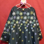 北欧調 お花と雪の刺繍 ワンピース 黒