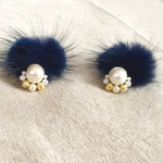 パールとゴールドビーズのファーキャッチピアス