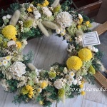 ひだまりの野原wreath