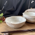 荒土リム小鉢　粉引