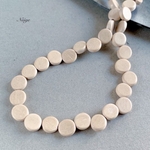 ホワイトウッド　コイン10×10×3mm　天然石パーツ