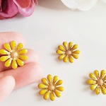 　(2.黄色)　花　フラワー　マーガレット　黄色　イエロー　フラワーチャーム　エポ　エポチャーム　4個　