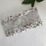 再販　リバティフラットポーチ(マスクポーチ)  ジョセフィンズガーデン(ピンク)