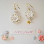 スノーフラワー♡イヤリング（ピアス）