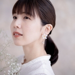 Flower Dew ﻿イヤリング ／ピアス｜Milky White (ミルキーホワイト)｜金属アレルギー対応｜サージカルステンレス｜ノンホールピアス｜アクリルアクセサリー｜14kgf
