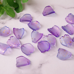 New！20個★ガラスの花びらビーズ　紫　花　すりガラス