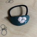 ミナペルホネン*オハヨーohayo楕円刺繍ヘアゴム*グリーン