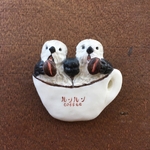 ルンルンコーヒーラッコブローチ2