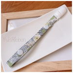 おしゃぶり&おもちゃホルダー　花柄7 ホワイト