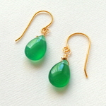 ♡グリーンオニキス♡ペアシェイプのシンプルピアス♡