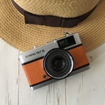 【完動品】アプリコットオレンジの本革にお色直し　レトロなフィルムカメラ オリンパス TRIP35【ただいま送料無料＋フィルム１本プレゼント！】
