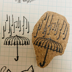 消しゴムはんこ　ピアノアンブレラ