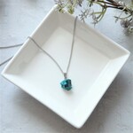 針葉樹のネックレス