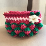 🍓「イチゴのニットポーチ」マチつき
