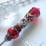 ［アラベスクのメイス(ルビー) ] クリスタル煌めく魔結晶と蜻蛉玉💎 魔法の打撃武器モチーフの簪❄️