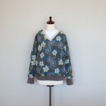 SALE　お花のプルオーバー（ブルー）