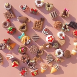【ハッピーバレンタイン】チョコレート20個入り　おまかせデコパーツセット①