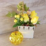◇478　🐥小鳥と黄色いチューリップのアクセサリースタンド🌷