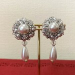 ビーズクロッシェのプリンセスイヤリング　クリスタルパール＜送料込＞