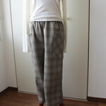 ストレッチのワイドパンツ