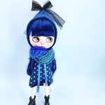 濃紺のコクーンワンピースととんがり帽子のセット