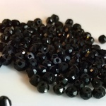 sale★☆ブラックスピネルAA☆ボタンカット☆天然石ビーズ☆2.5-3.0mm☆80粒