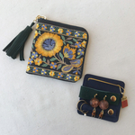 刺繍リボンのジュエリーポーチ　ブラック×グリーン