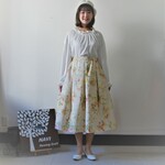 ジャガードに薔薇プリントスカート