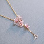 ゆらり枝垂れ桜のネックレス